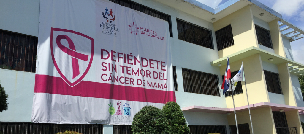 Servidores Del CONANI Apoyan Lucha Contra Cáncer De Mama